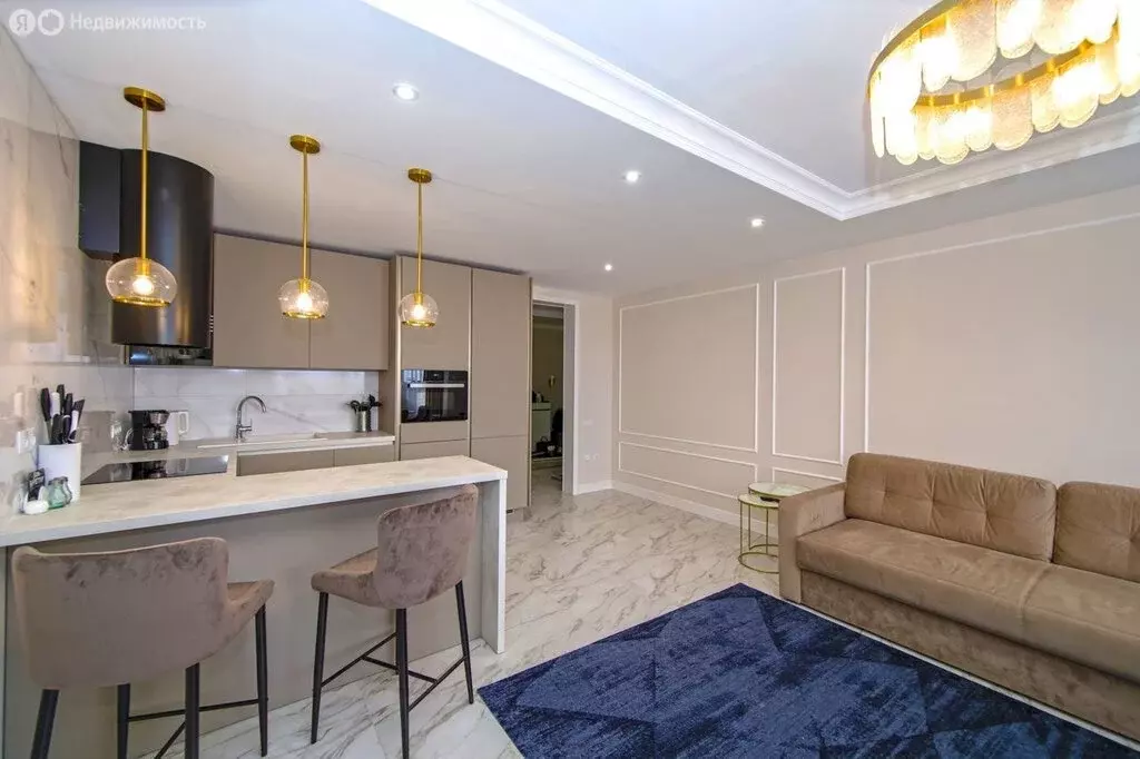 3-комнатная квартира: Сочи, микрорайон Центральный, улица Роз, 32А (90 ... - Фото 1