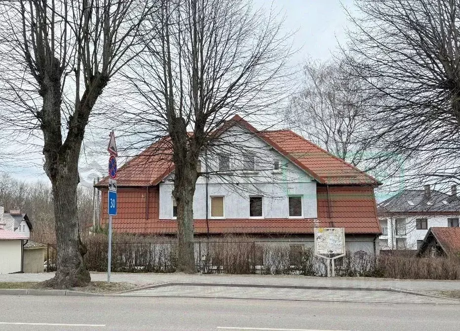 3-к кв. Калининградская область, Янтарный пгт ул. Советская, 54 (56.0 ... - Фото 1