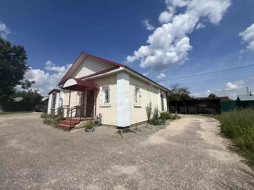Торговая площадь в Марий Эл, Медведевский район, Куярское с/пос, д. ... - Фото 1