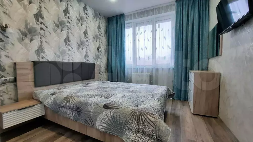 2-к. квартира, 40 м, 7/25 эт. - Фото 0