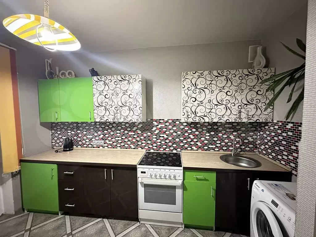 1-к. квартира, 32 м, 1/5 эт. - Фото 0