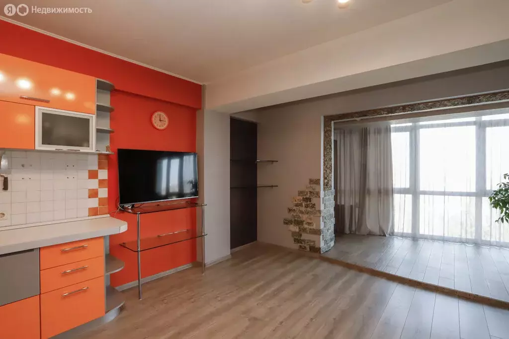 1-комнатная квартира: Иркутск, улица Лермонтова, 136/5 (56.3 м) - Фото 0