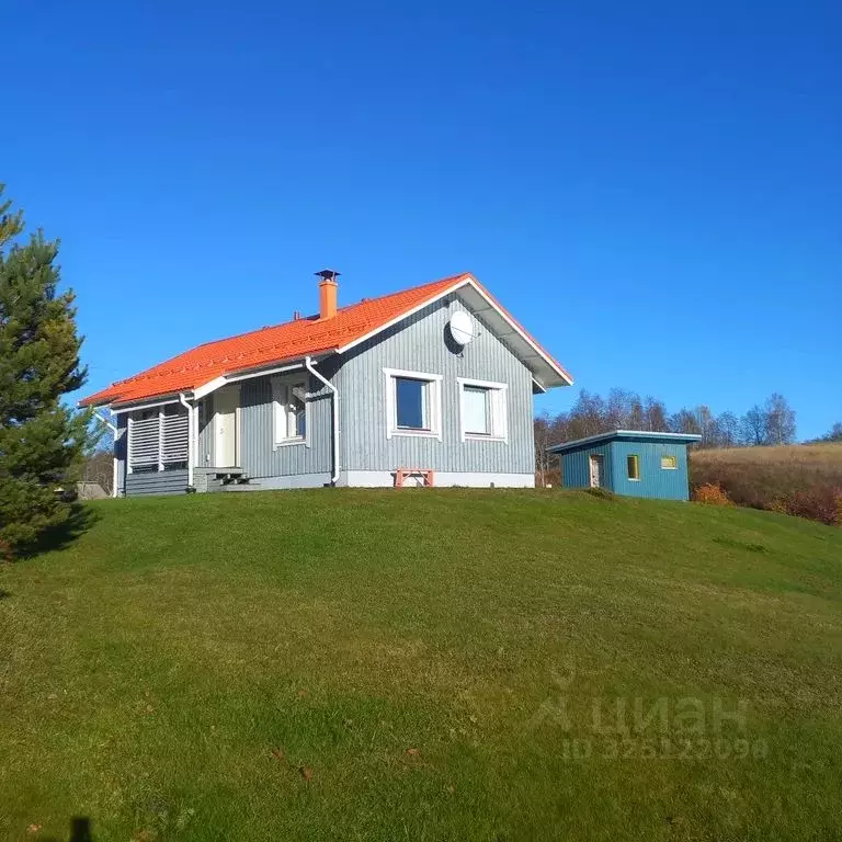 Дом в Карелия, Пряжинский район, Ведлозерское с/пос, д. Щеккила 17 (70 ... - Фото 1