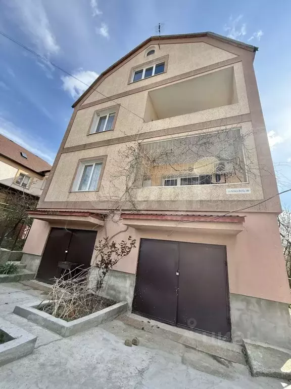 Дом в Крым, Симферополь ул. Кемаль Якуб (284 м) - Фото 1