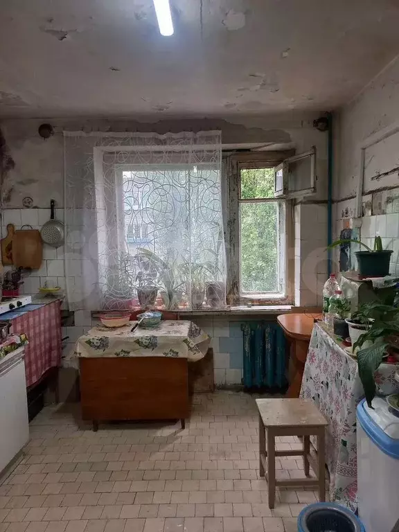 Комната 12,3 м в 8-к., 4/5 эт. - Фото 0
