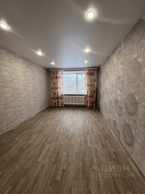 Комната Курганская область, Курган Заозерный жилрайон, 1-й мкр, ул. ... - Фото 2