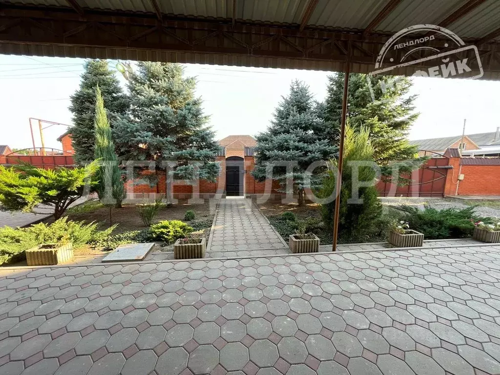 Дом в Ростовская область, Мясниковский район, с. Чалтырь ул. Тащияна ... - Фото 1