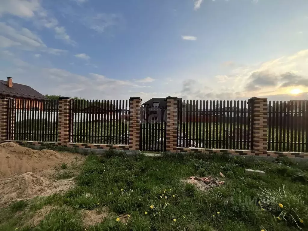 Дом в Калужская область, Юхнов пос. Корь, ул. Новая (156 м) - Фото 1