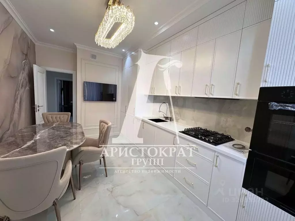 2-к кв. Ставропольский край, Пятигорск ул. Адмиральского, 1А (70.0 м) - Фото 2