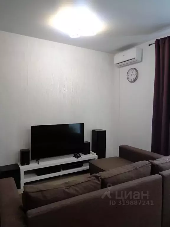 2-к кв. Омская область, Омск ул. Крупской, 14к5 (42.0 м) - Фото 0