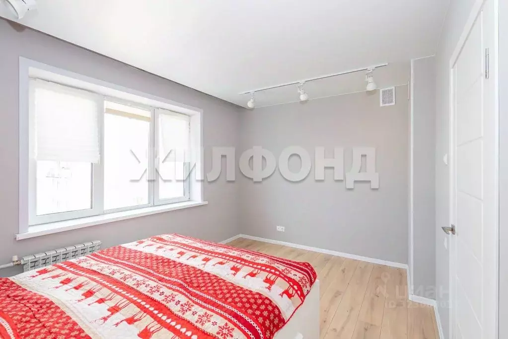 2-к кв. Новосибирская область, Новосибирск ул. Николая Сотникова, 11/1 ... - Фото 2