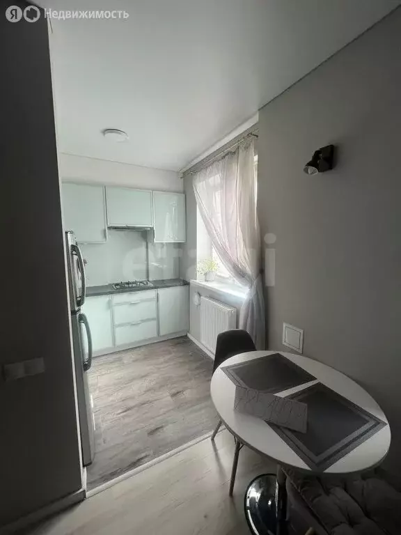 Квартира-студия: Калининград, Партизанский переулок, 8 (30.6 м) - Фото 1