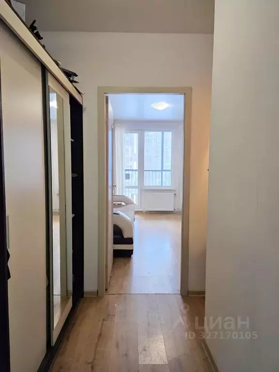 Студия Санкт-Петербург бул. Александра Грина, 3 (27.3 м) - Фото 2