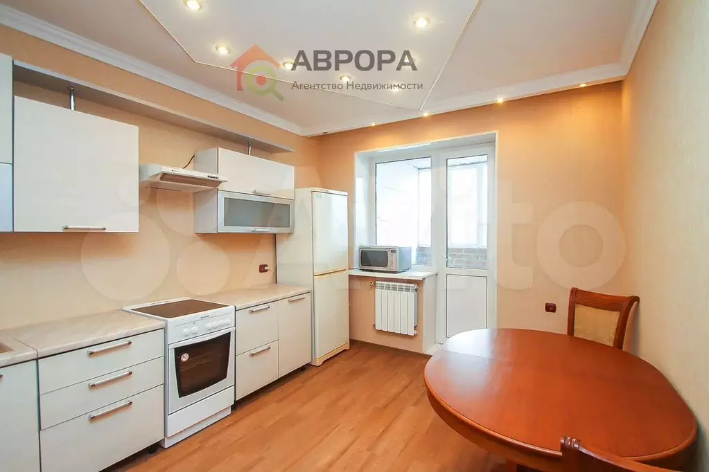 1-к. квартира, 52 м, 8/10 эт. - Фото 0