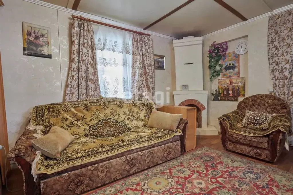 Дом в Саратовская область, д. Долгий Буерак, Светофор СНТ  (50 м) - Фото 1