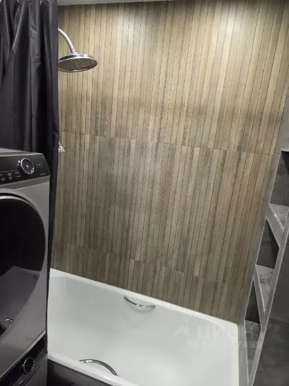 1-к кв. Тюменская область, Тюмень Новгородская ул., 3 (55.2 м) - Фото 2