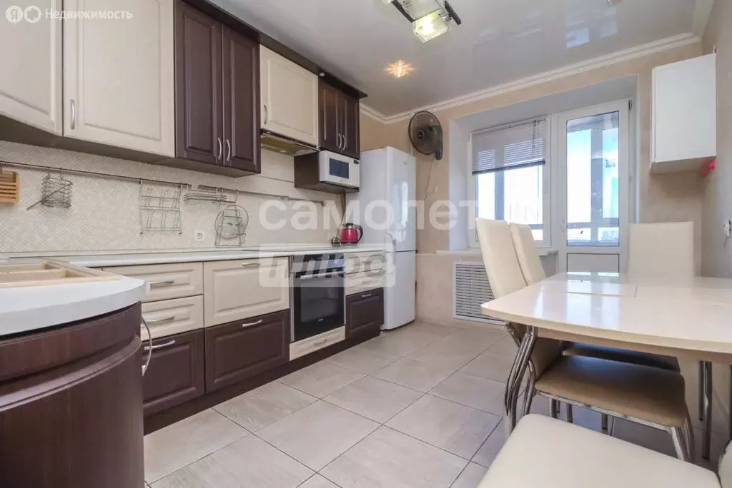 2-комнатная квартира: Уфа, Комсомольская улица, 106 (66.8 м) - Фото 1