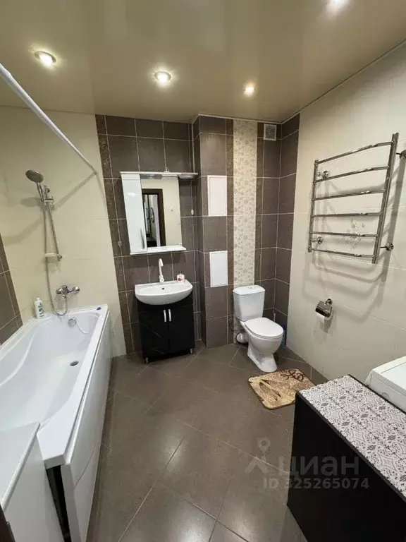 1-к кв. Брянская область, Брянск Красноармейская ул., 100 (43.9 м) - Фото 1