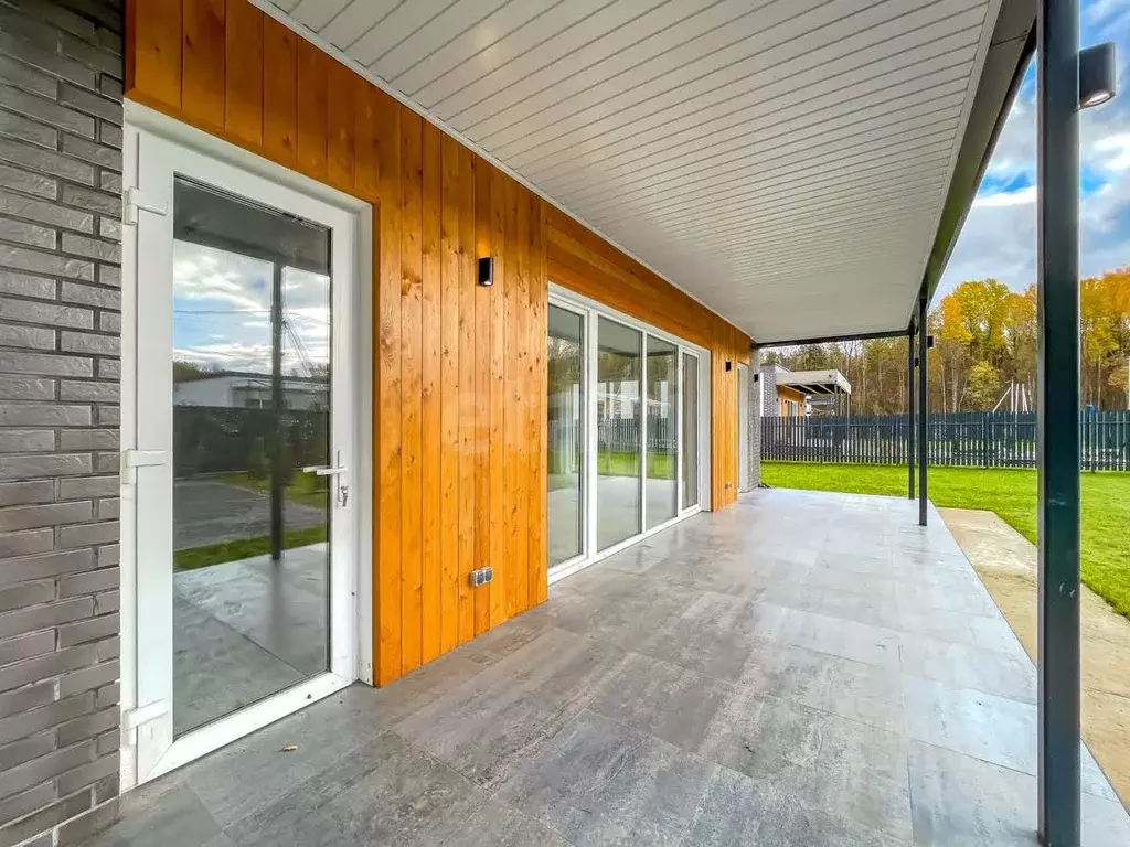 Дом в Ленинградская область, Ломоносовский район, Низинское с/пос, д. ... - Фото 1