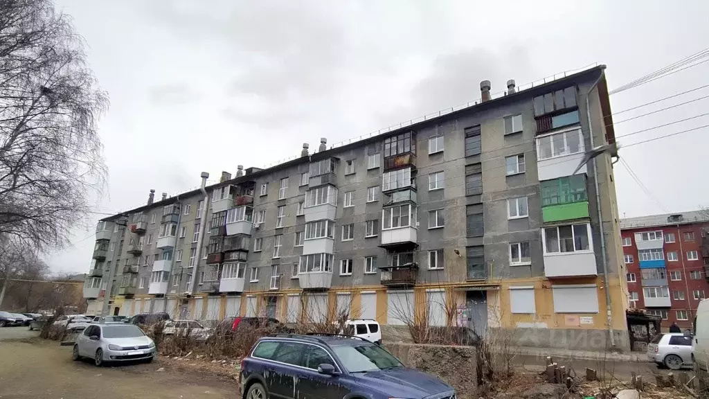 1-к кв. Свердловская область, Екатеринбург ул. Ильича, 71А (31.0 м) - Фото 0