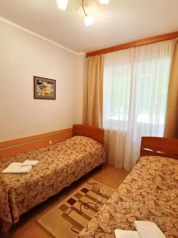 Комната Карачаево-Черкесия, Зеленчукский район, пос. Нижний Архыз - Фото 1