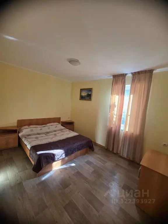 Комната Краснодарский край, Геленджик Изумрудная ул., 27 - Фото 1