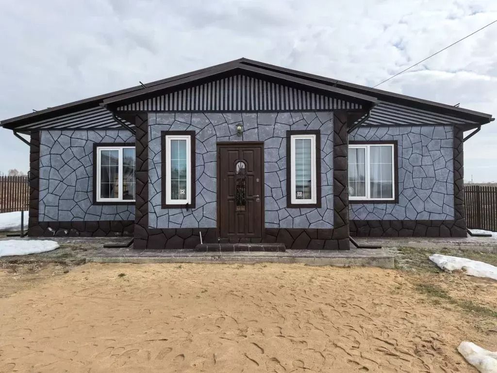 Дом в Тверская область, Калининский муниципальный округ, д. Володино  ... - Фото 1