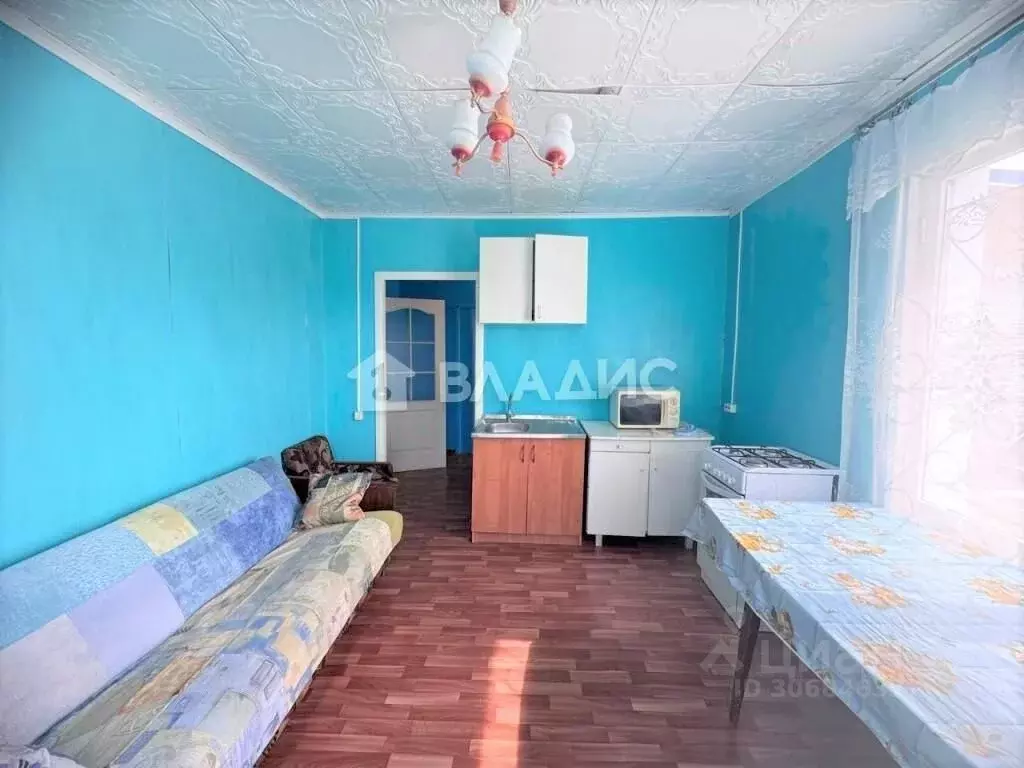 Дом в Саратовская область, Вольский район, Широкобуеракское ... - Фото 0