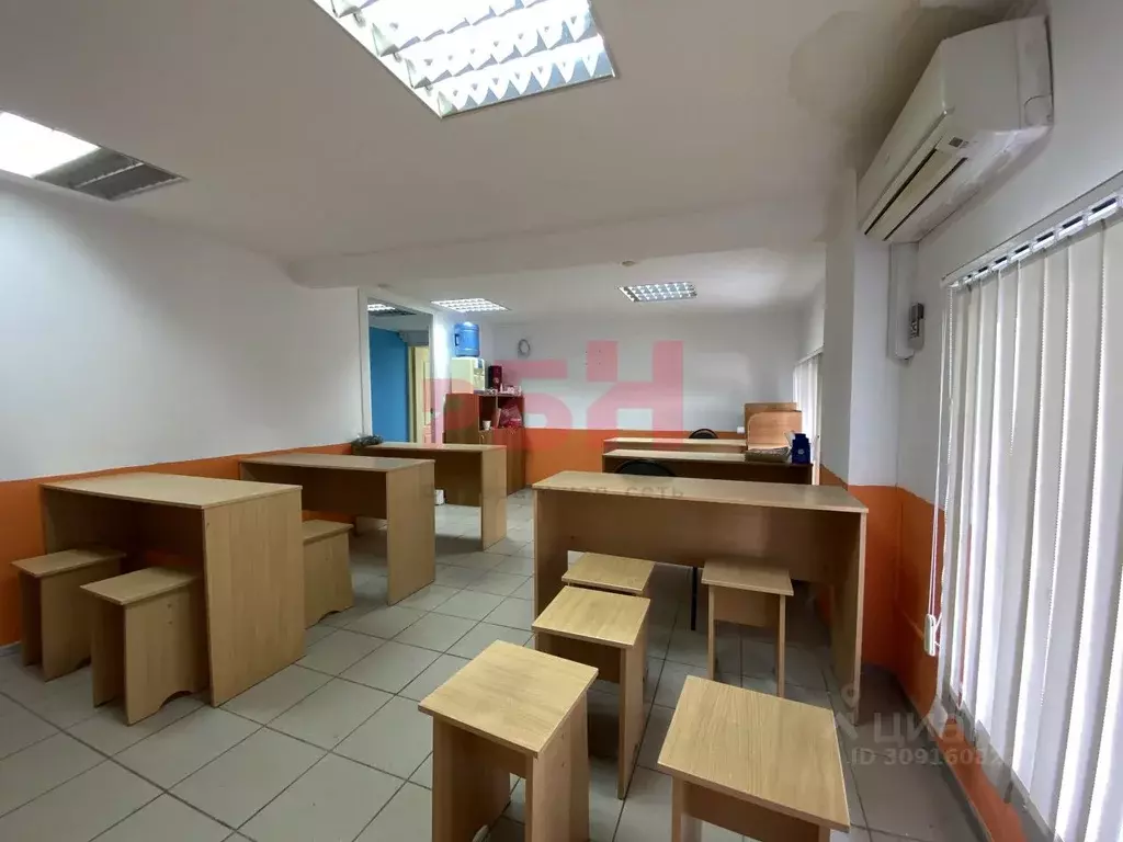 Офис в Курганская область, Курган ул. Бажова, 1 (43 м) - Фото 1