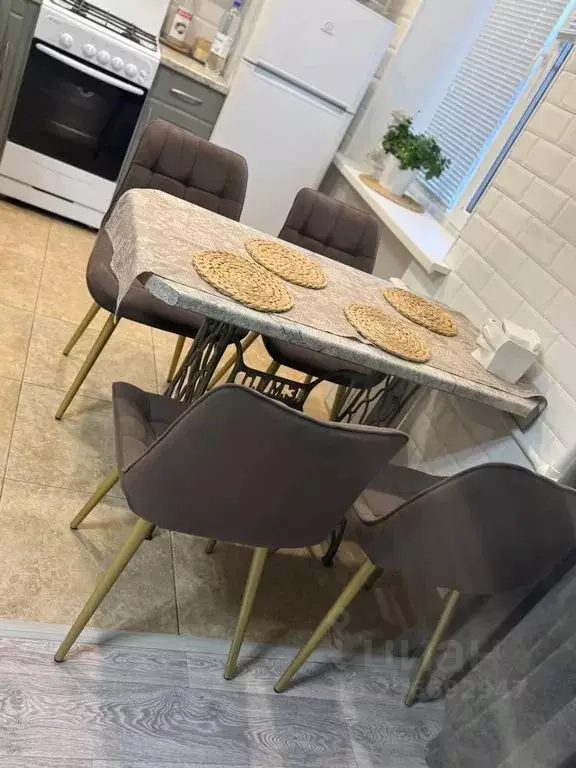 2-к кв. Тульская область, Новомосковск Комсомольская ул., 40 (50.0 м) - Фото 2