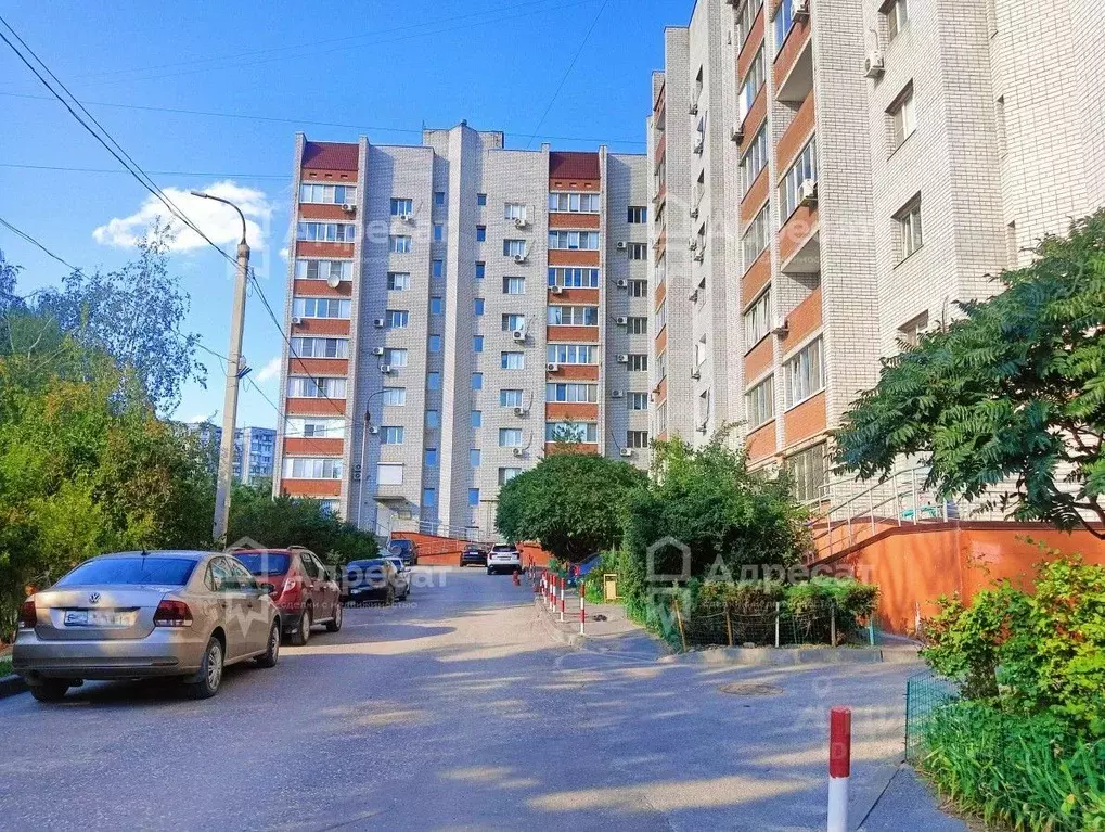 1-к кв. Волгоградская область, Волгоград ул. Рихарда Зорге, 55 (50.4 ... - Фото 0