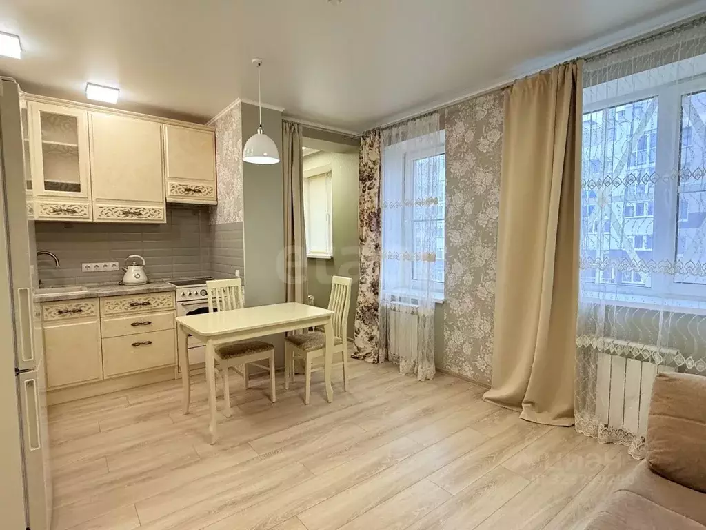 Студия Белгородская область, Белгород ул. Семейная, 5 (27.0 м) - Фото 2