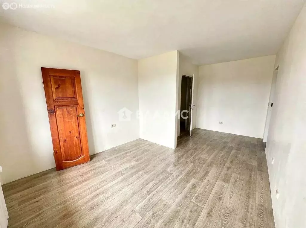 1к в 4-комнатной квартире (18 м) - Фото 2