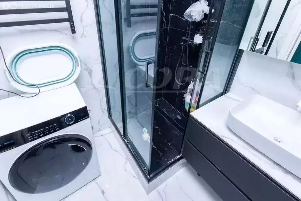 1-комнатная квартира: Тюмень, Алматинская улица, 4 (41 м) - Фото 1