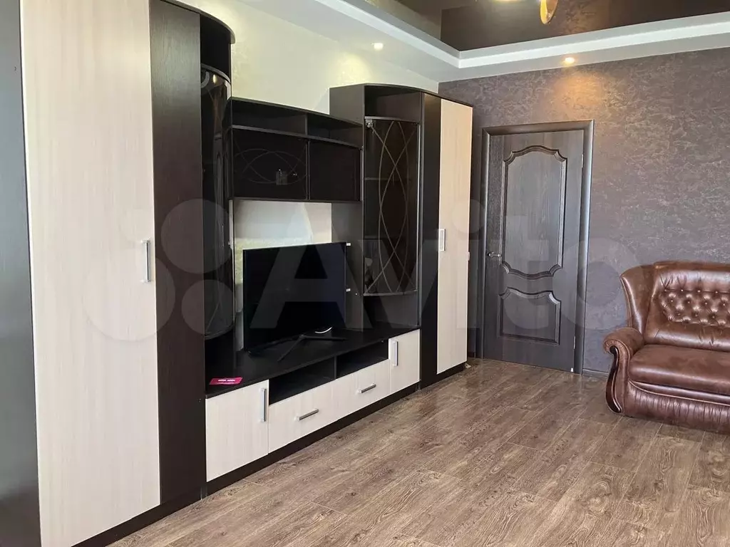 1-к. квартира, 48 м, 9/9 эт. - Фото 1