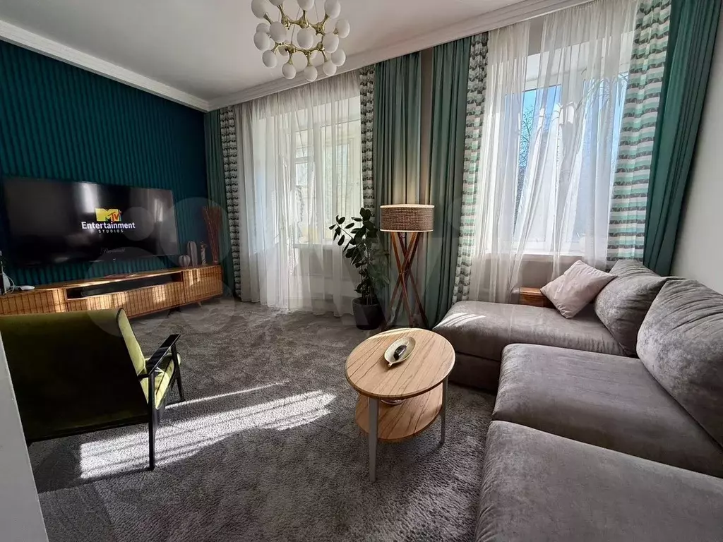 3-к. квартира, 87,1 м, 2/4 эт. - Фото 1
