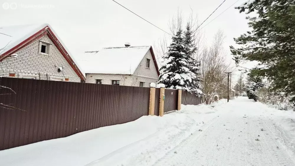 Дом в посёлок Кобринское, Суворовская улица, 5 (80 м) - Фото 1