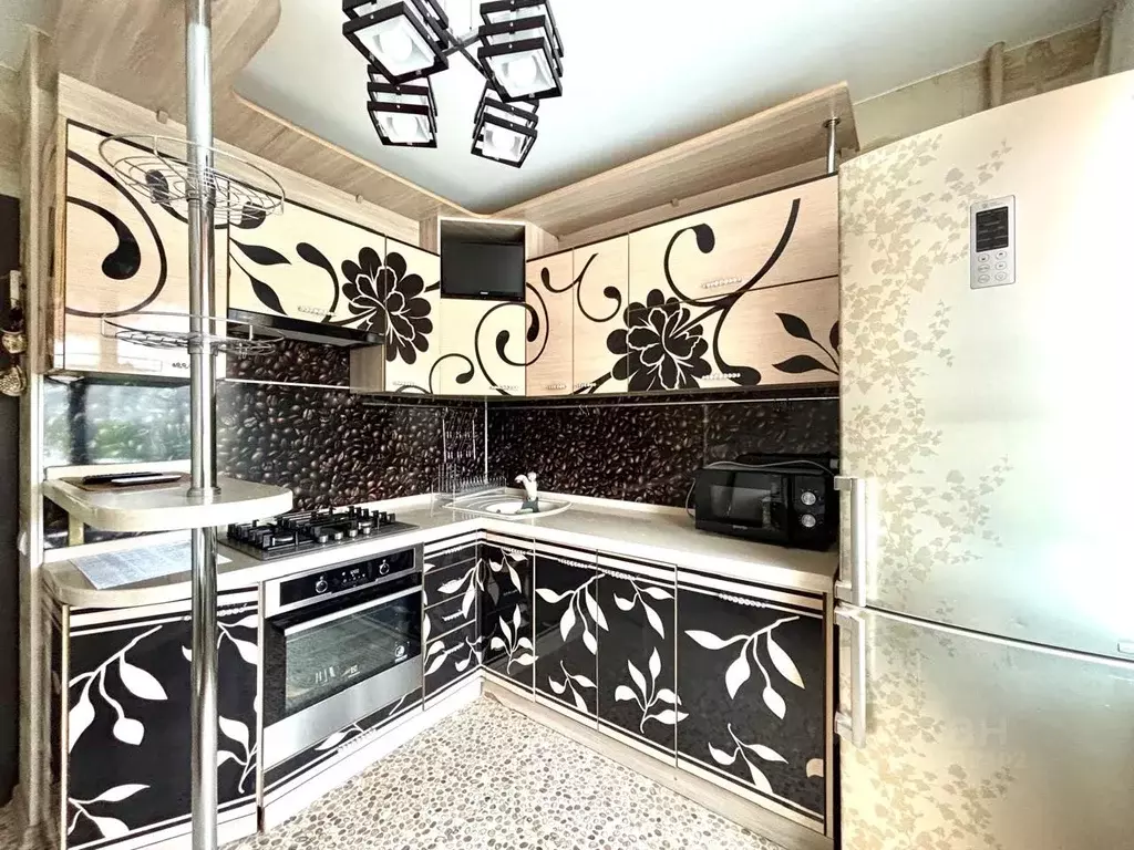 3-к кв. Хабаровский край, Хабаровск Трехгорная ул., 97 (66.5 м) - Фото 1