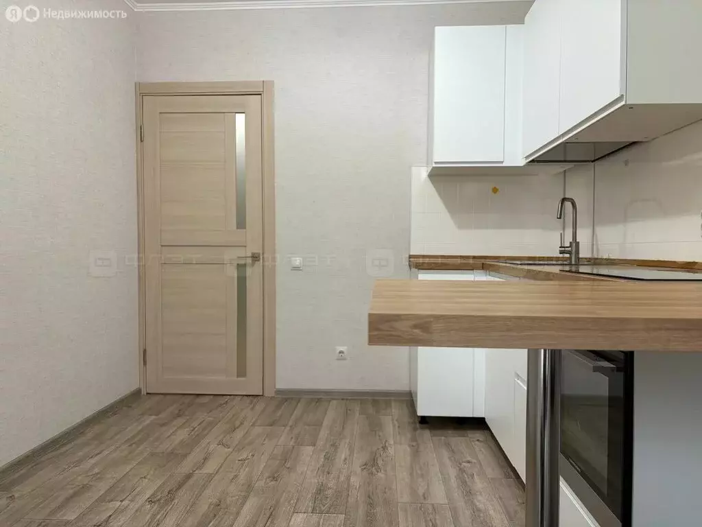 1-комнатная квартира: Казань, улица Фикрята Табеева, 1 (33.4 м) - Фото 1