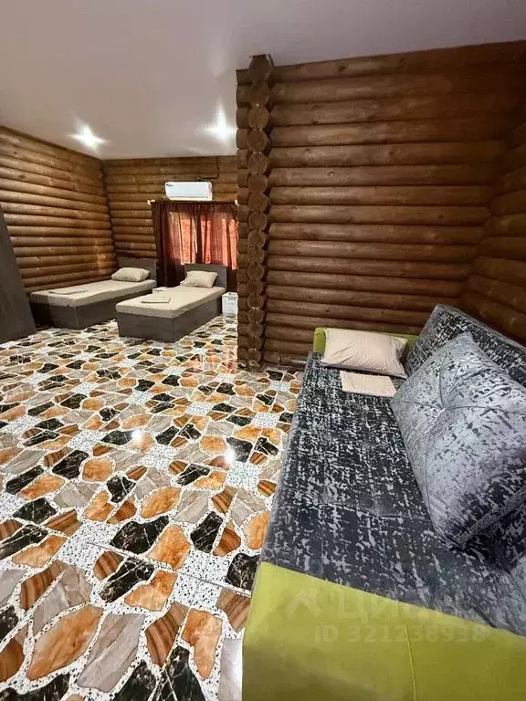 Дом в Астраханская область, Ахтубинск Затонская ул., 5 (55 м) - Фото 1