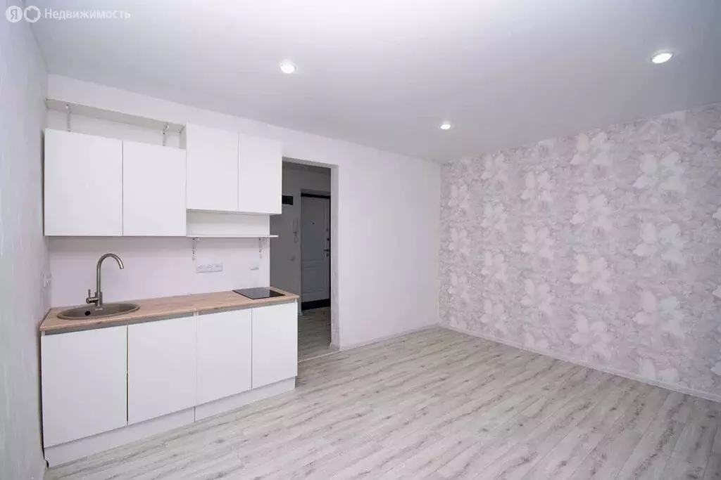 Квартира-студия: Ульяновск, Локомотивная улица, 3 (23 м) - Фото 1