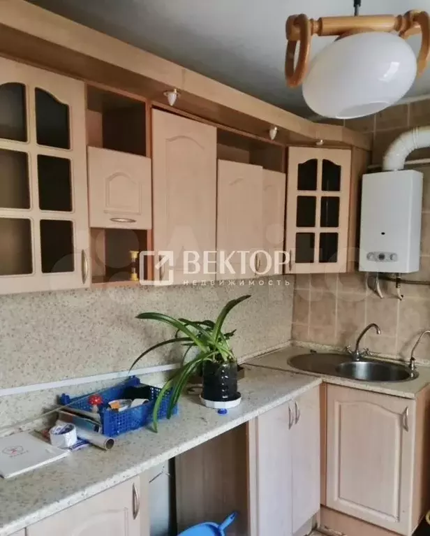 2-к. квартира, 58 м, 1/2 эт. - Фото 0