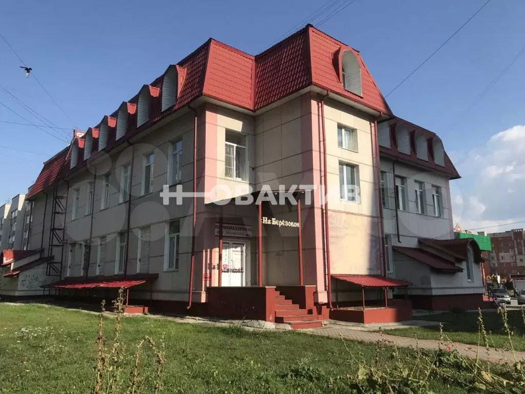 Продам торговое помещение, 400 м - Фото 0