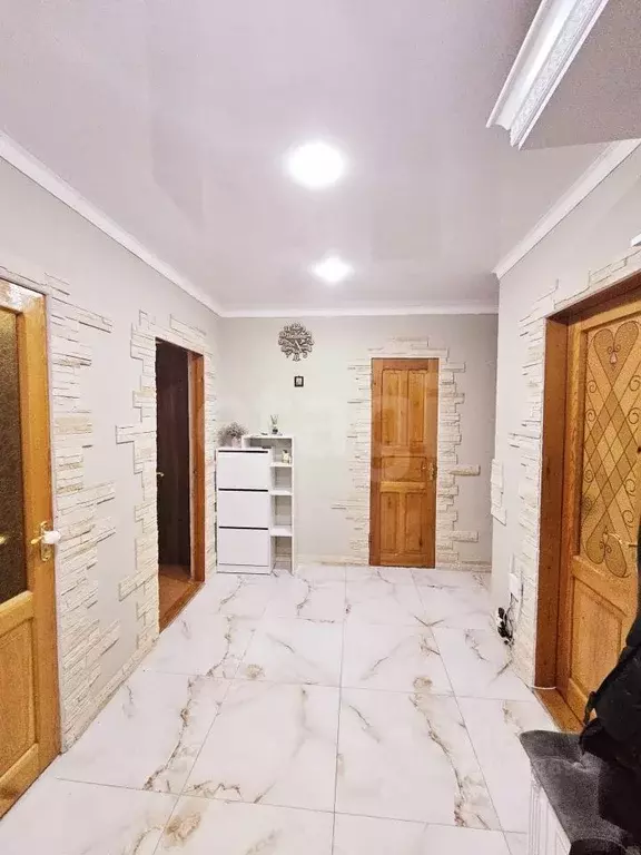 3-к кв. Северная Осетия, Владикавказ ул. 8 Марта, 19 (61.2 м) - Фото 1