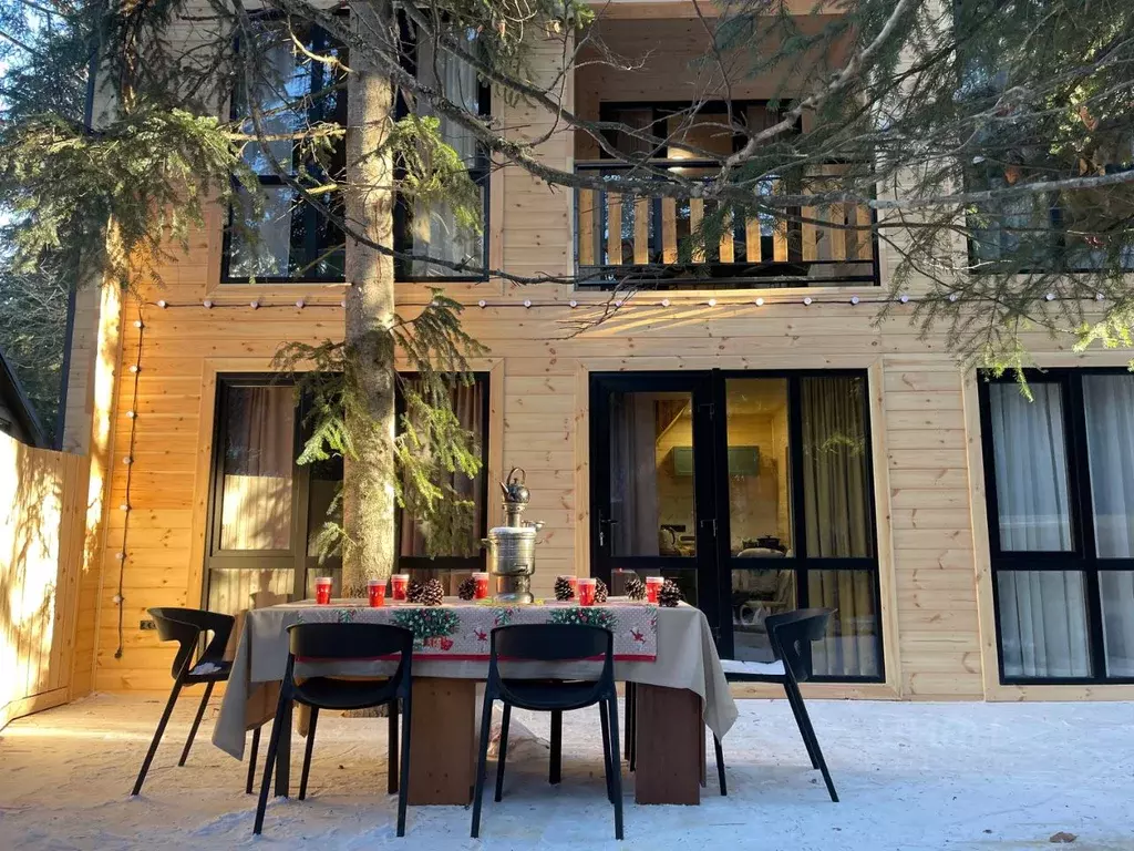 Дом в Карачаево-Черкесия, Зеленчукский район, с. Архыз  (84 м) - Фото 1