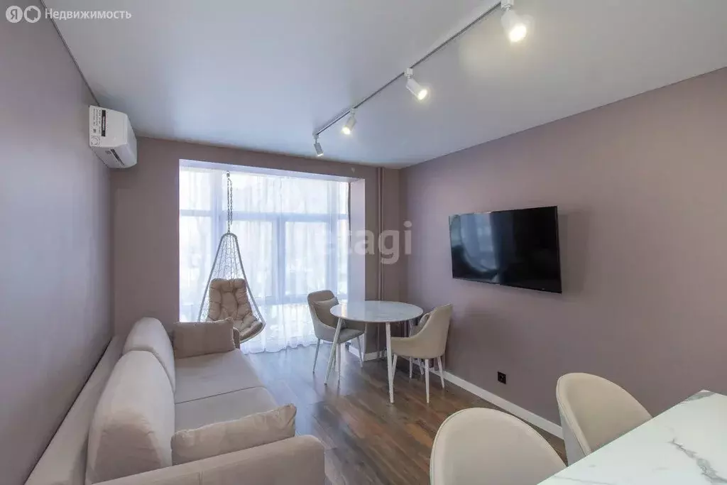 2-комнатная квартира: Тюмень, Солнечный проезд, 4 (51.2 м) - Фото 1