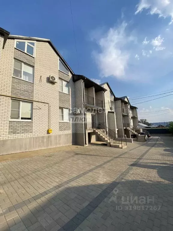Таунхаус в Калмыкия, Элиста пер. Лермонтова, 10 (155 м) - Фото 1