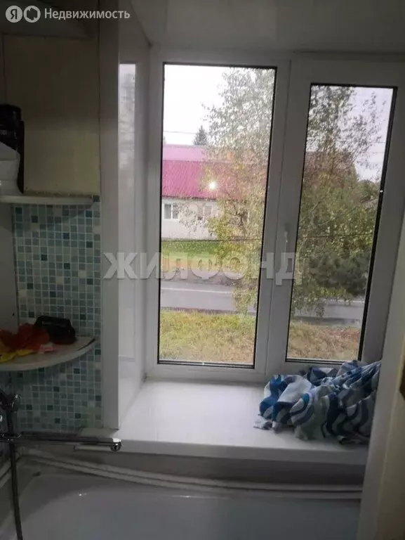 2-комнатная квартира: Карачев, улица Карла Либкнехта, 2Б (37.1 м) - Фото 0