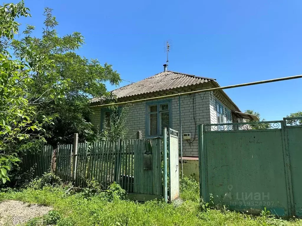 Дом в Ставропольский край, Предгорный муниципальный округ, Суворовская ... - Фото 0