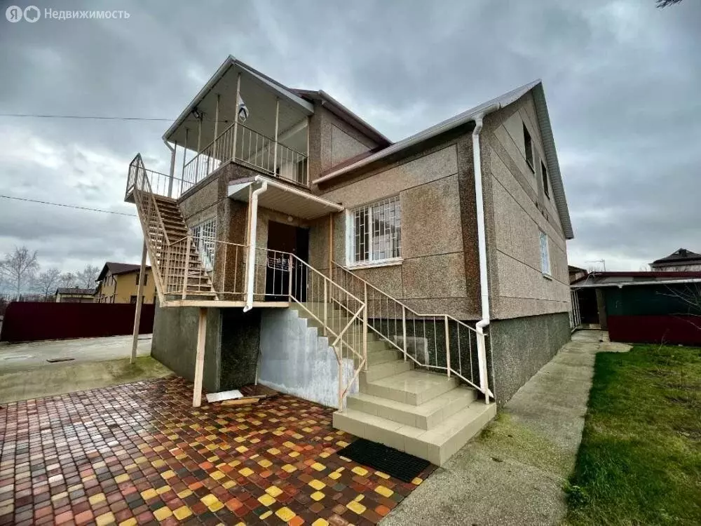 Дом в Фрунзе, Цветочная улица (178.8 м) - Фото 1